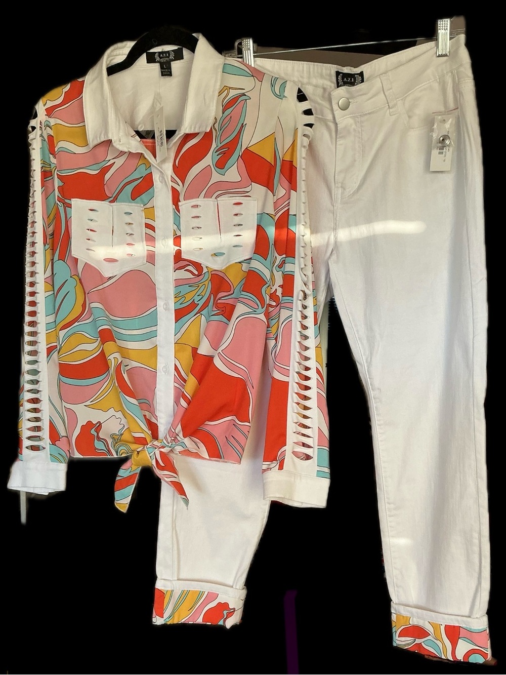 NWT AZI Janelle White Jeans with Darcy Multicolor Tie-Front Blouse